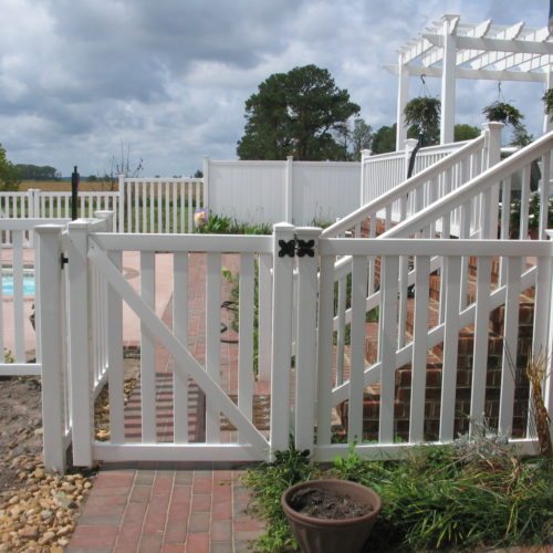 vinyl fencing outer banks obx nc dare currituck camden contractor installer southern scapes pool and landscape design